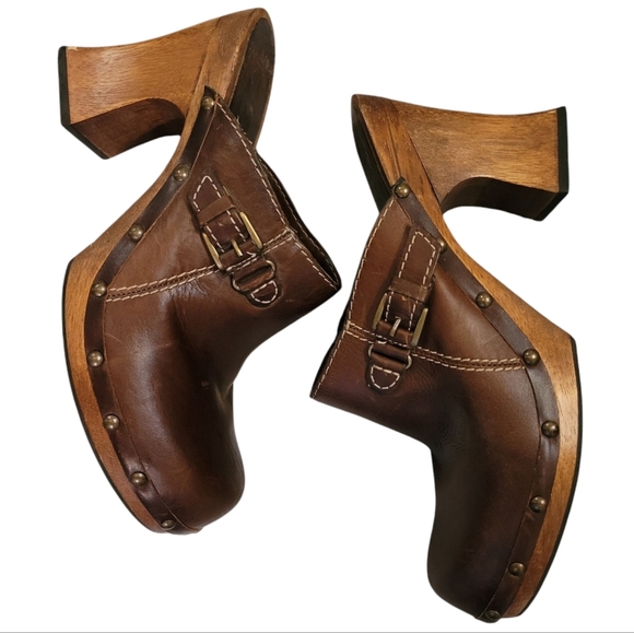 MIA Women's 10 Brown Leather studded heeled mules clogs bohemian hippie retro - Picture 1 of 13